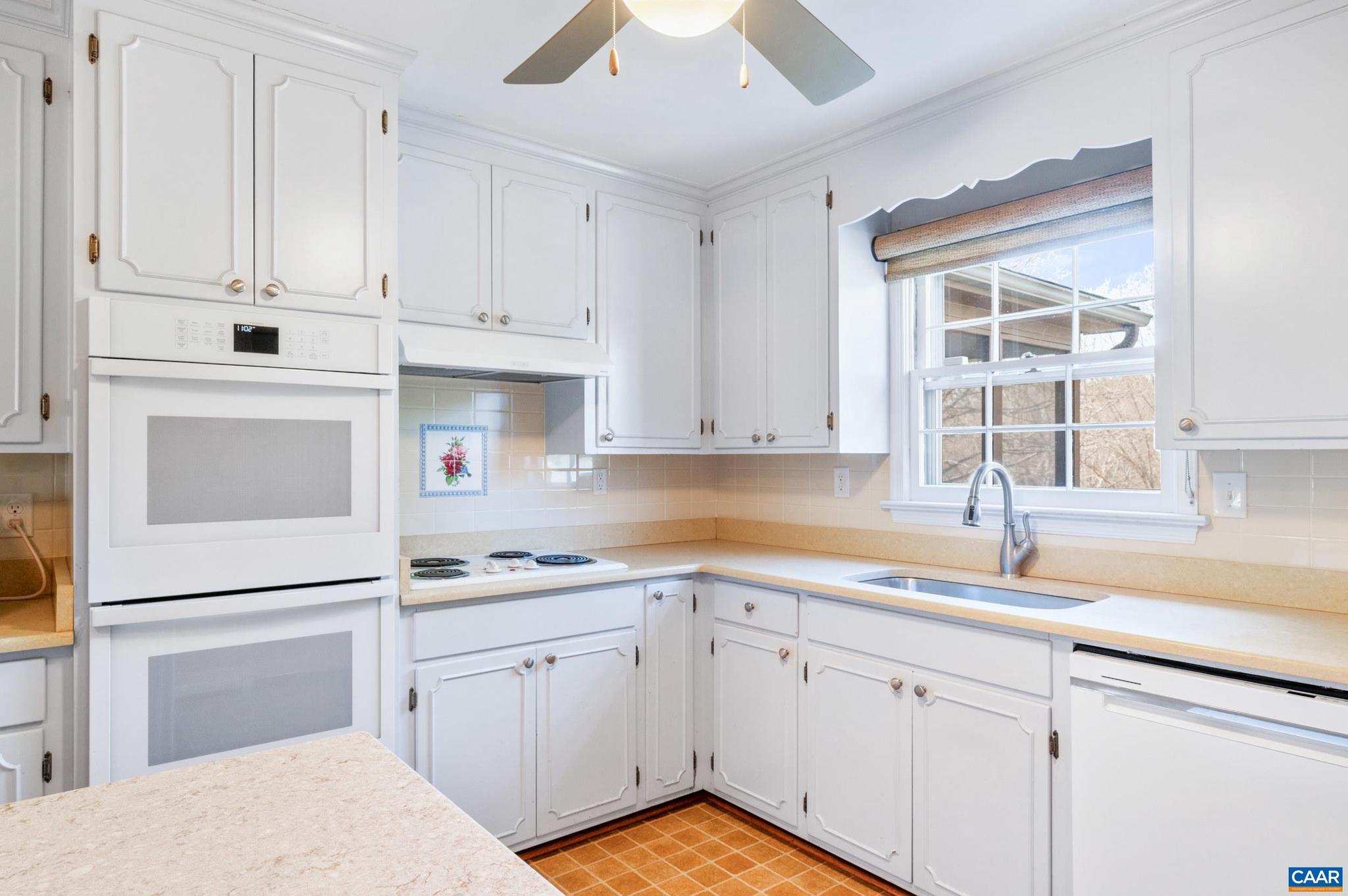 FAIRGROVE - Residential