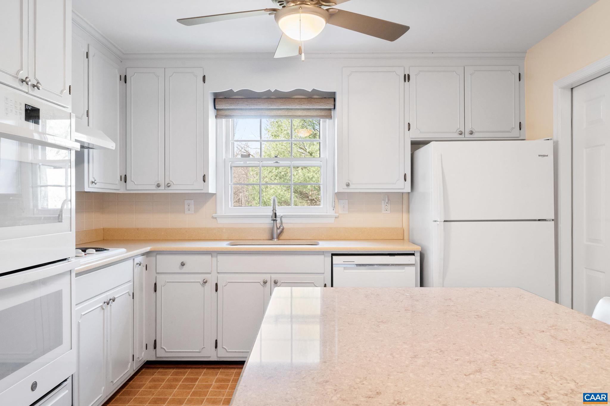 FAIRGROVE - Residential