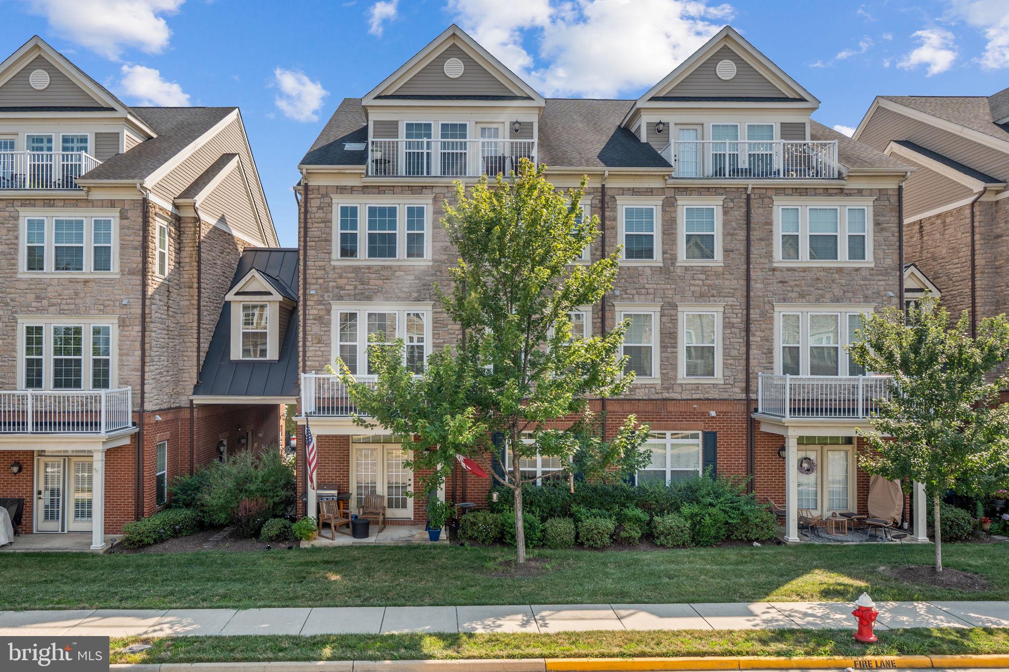 PRESERVE AT GOOSE CREEK - Residential