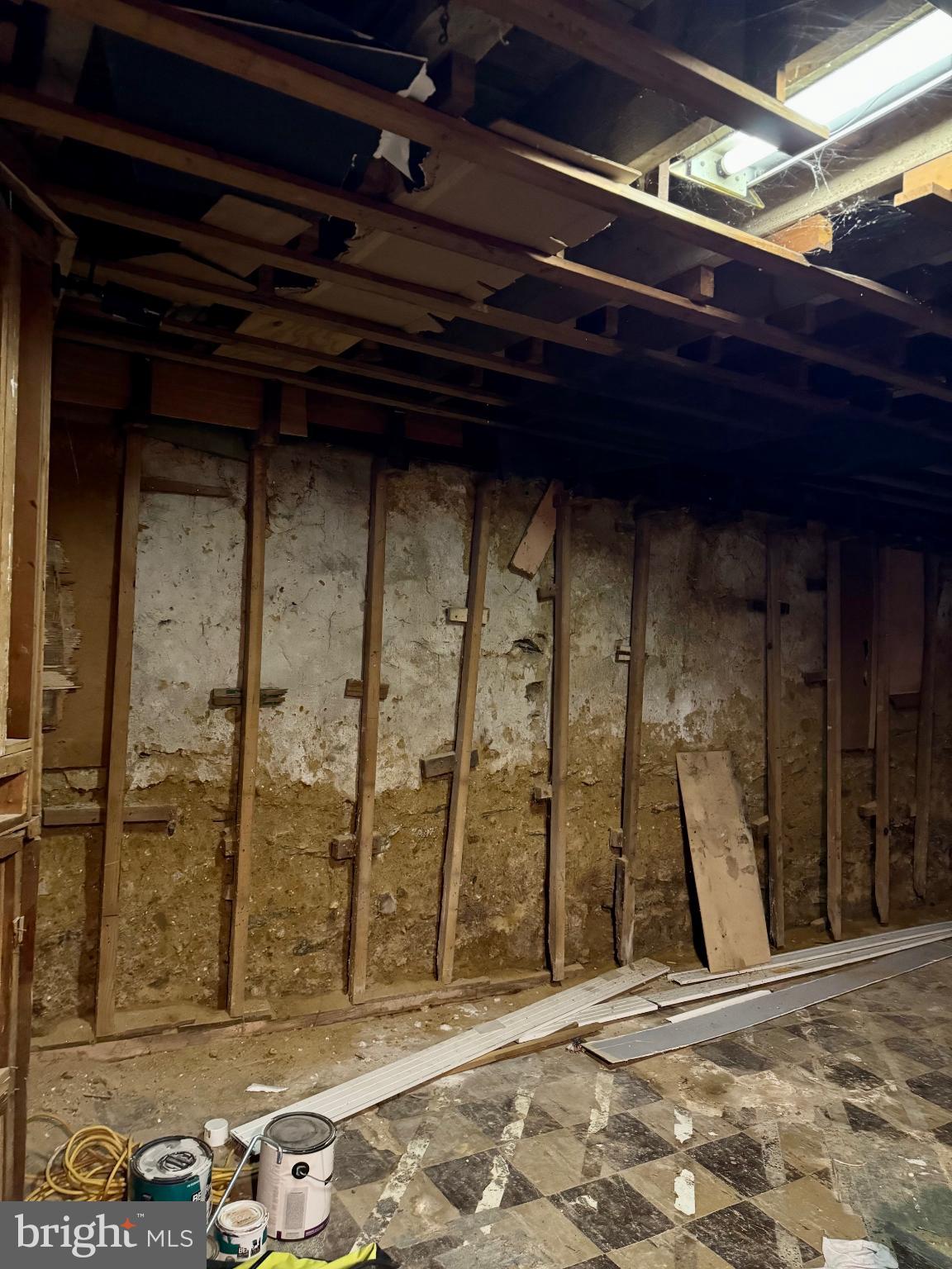 ELMWOOD PARK - Residential