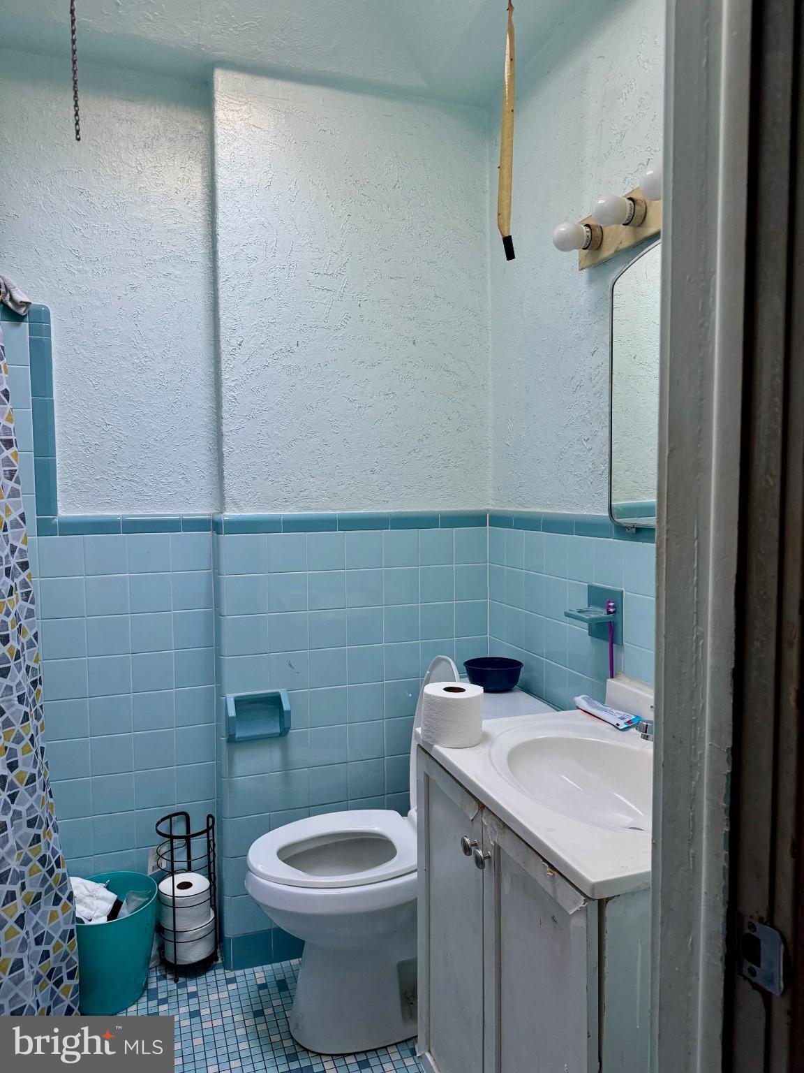 ELMWOOD PARK - Residential