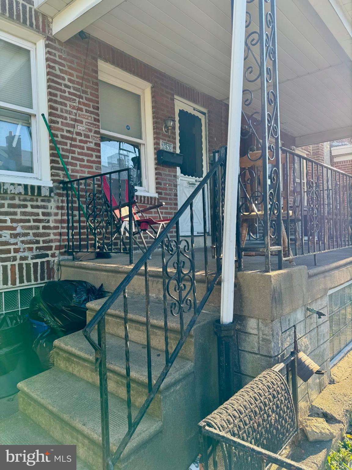 ELMWOOD PARK - Residential