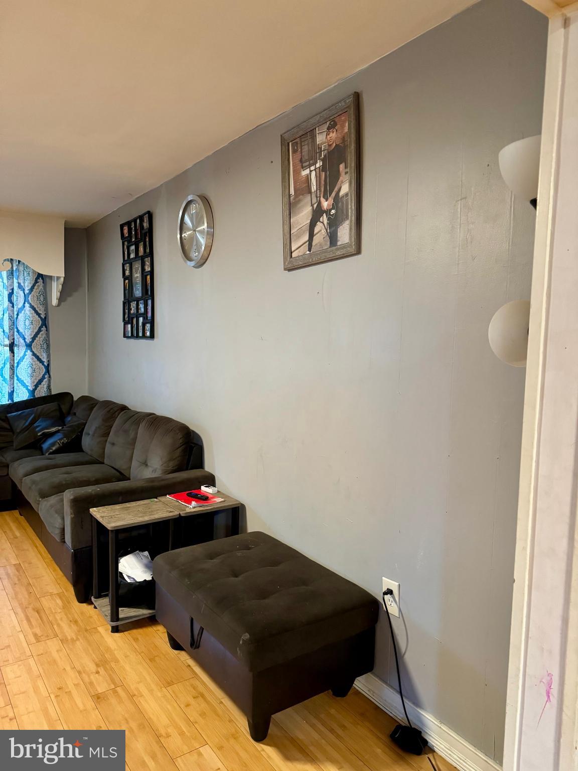 ELMWOOD PARK - Residential