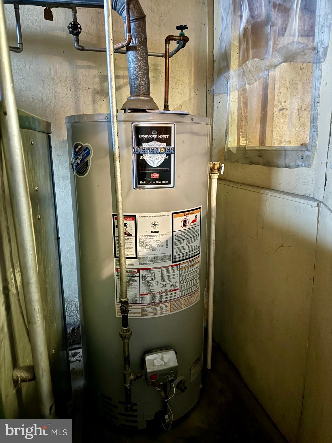 ELMWOOD PARK - Residential