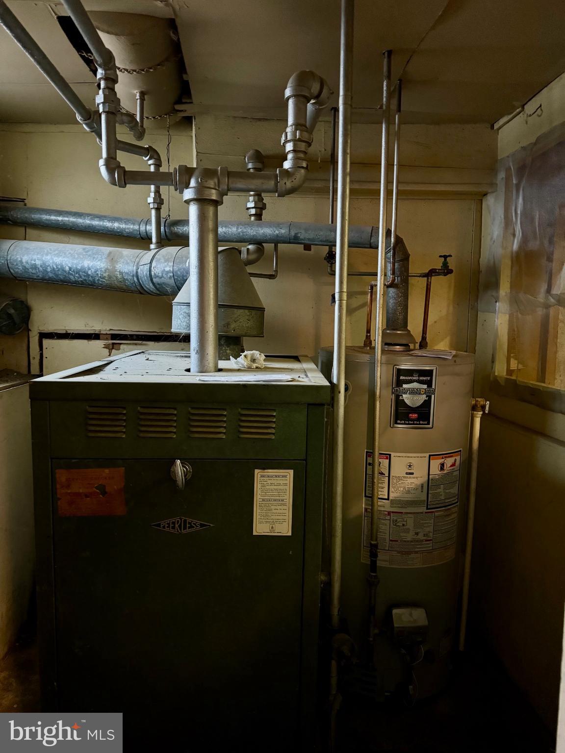 ELMWOOD PARK - Residential