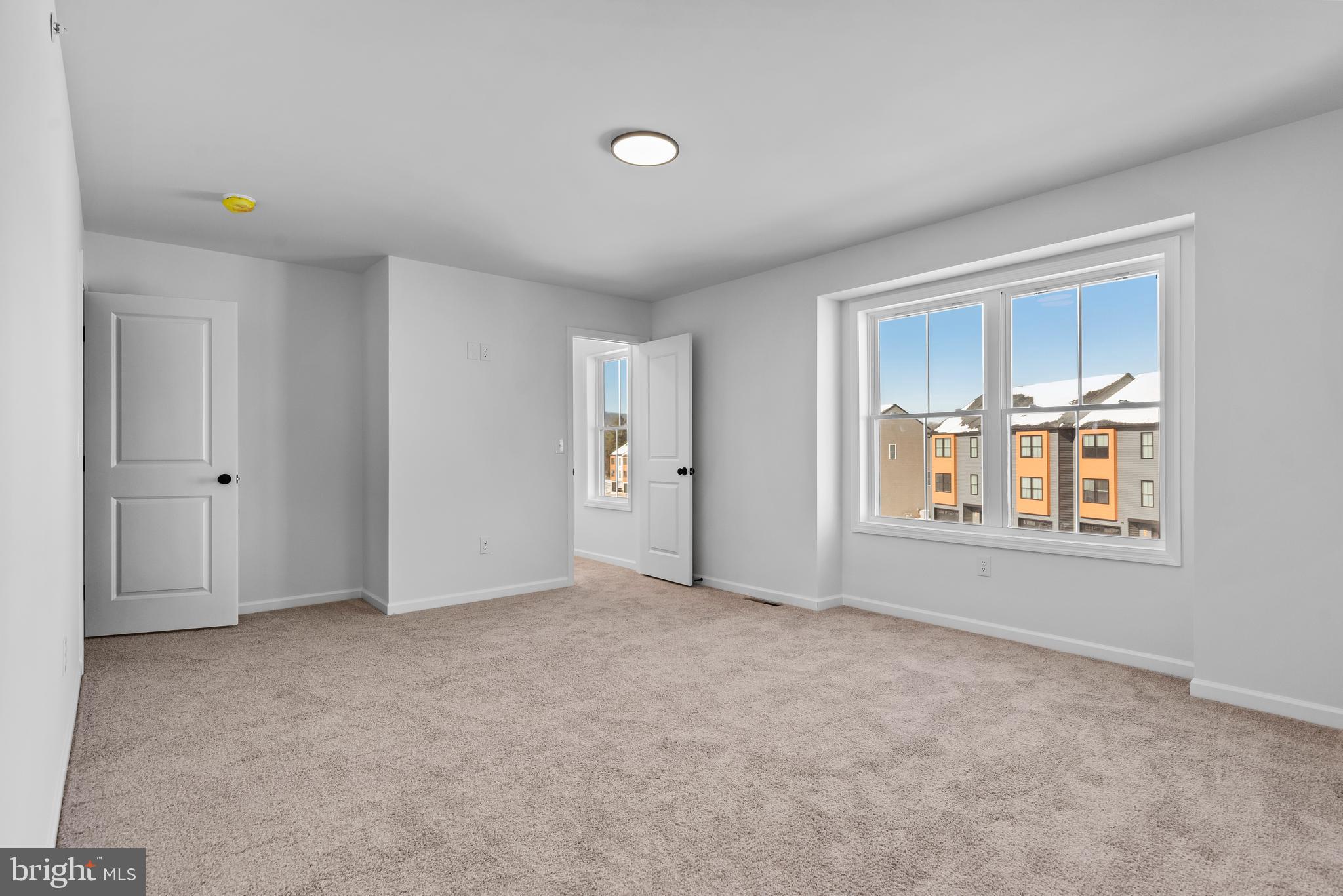 STONEGATE COMMONS - Residential Lease