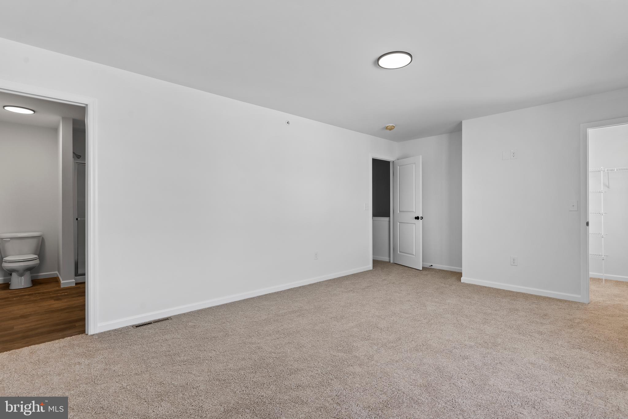 STONEGATE COMMONS - Residential Lease