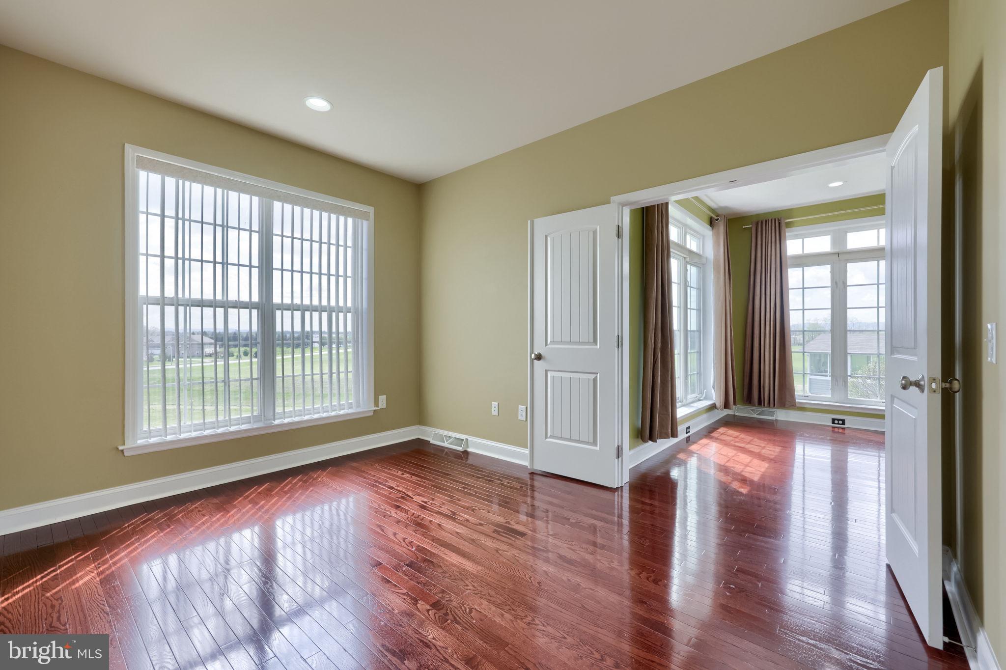 BELLA VISTA - Residential