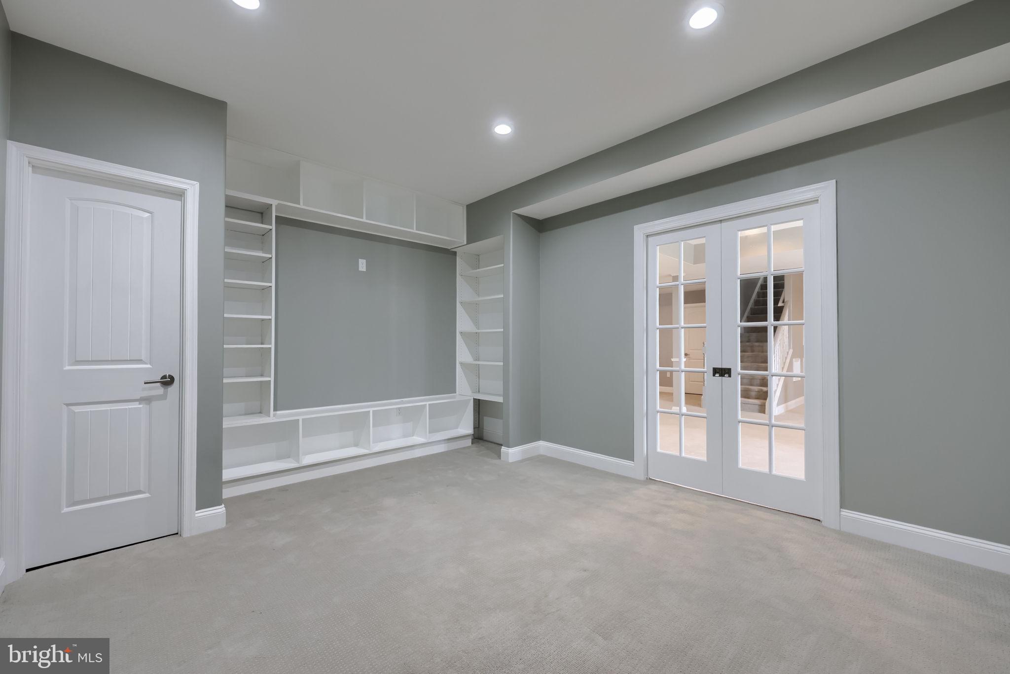 BELLA VISTA - Residential