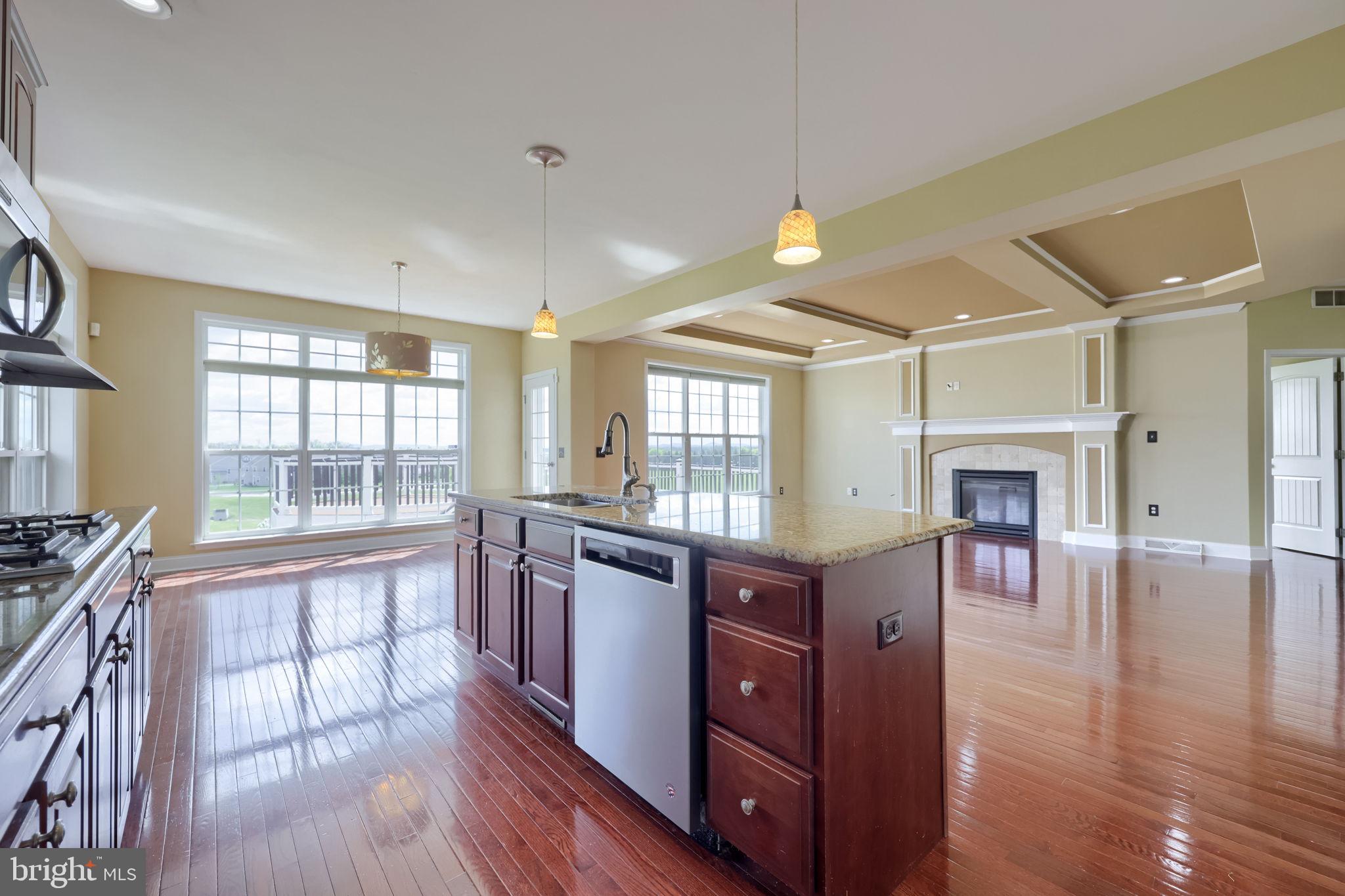 BELLA VISTA - Residential