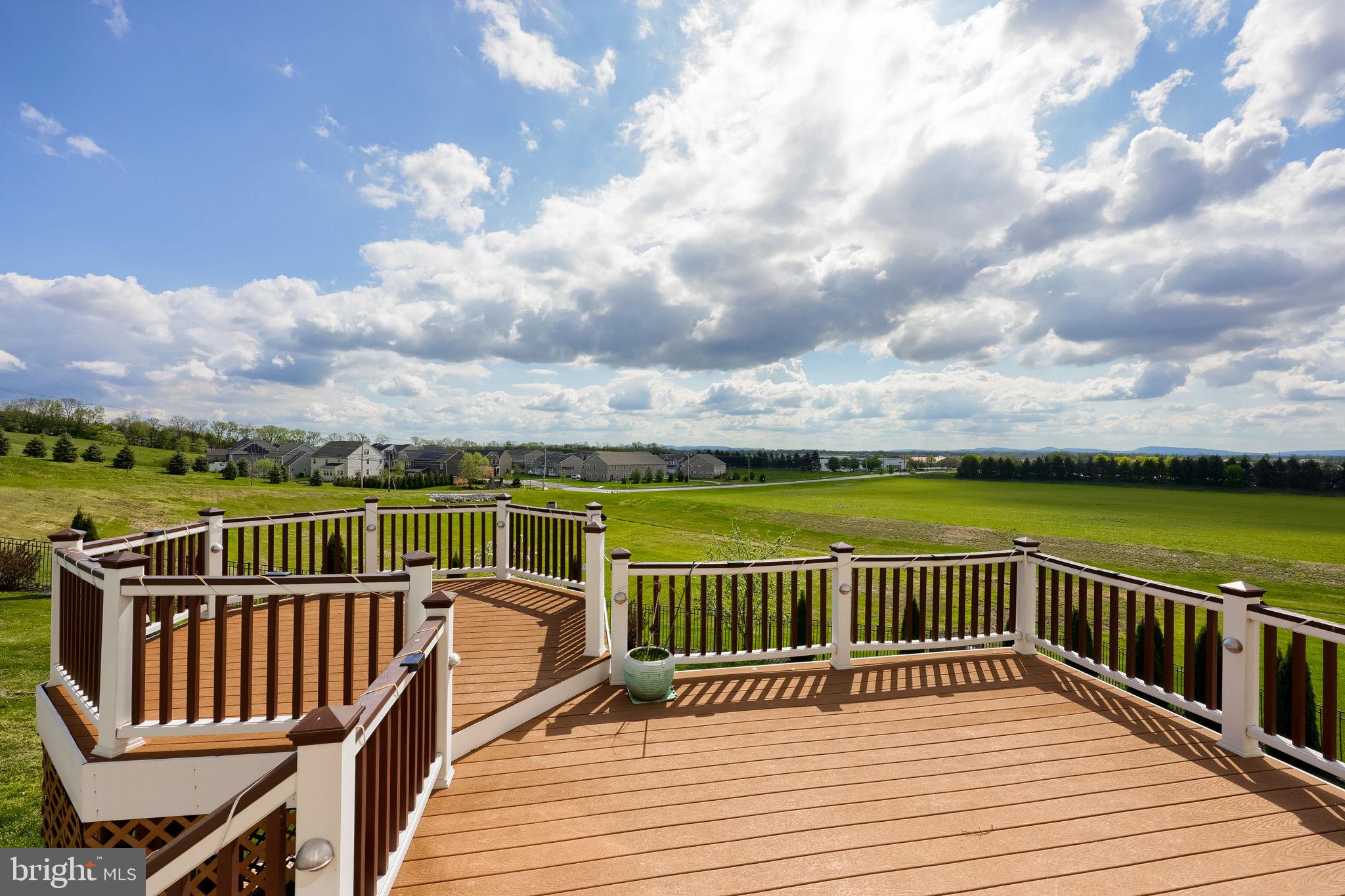 BELLA VISTA - Residential