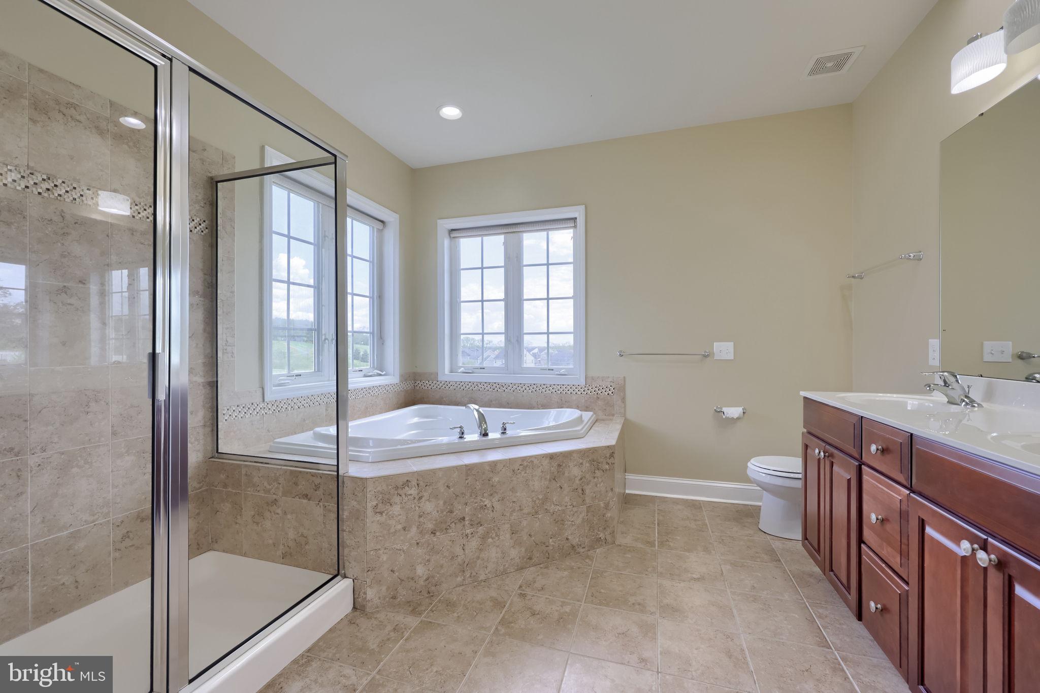 BELLA VISTA - Residential