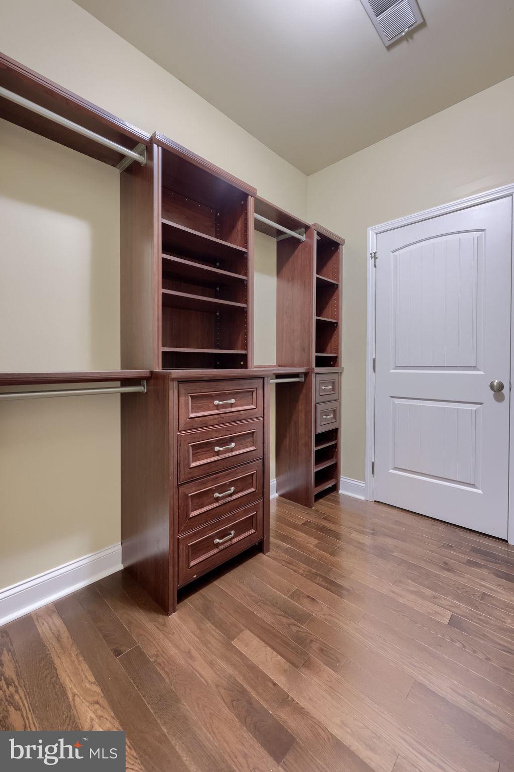 BELLA VISTA - Residential