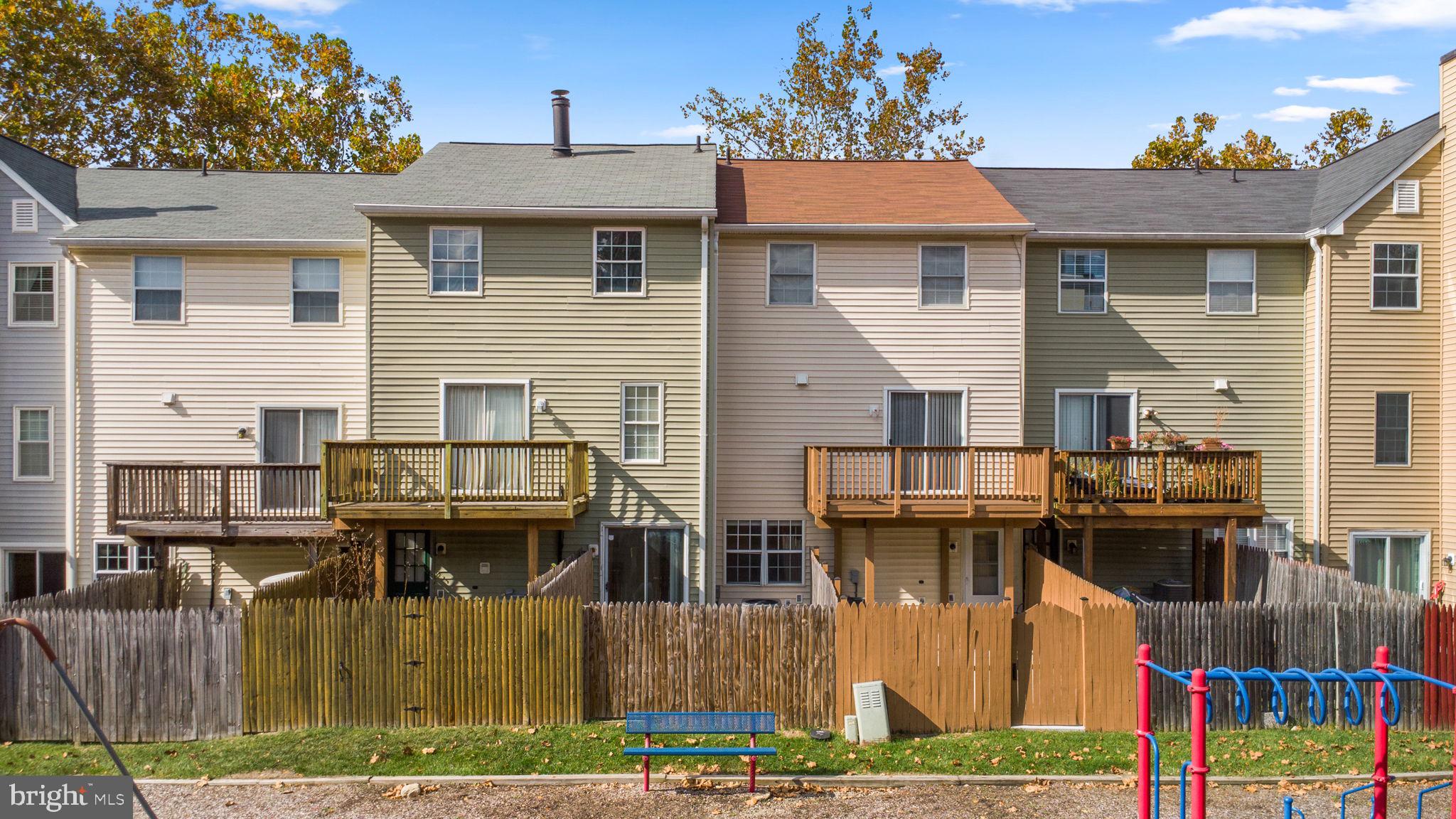 ARBORY CONDO PHASE SIX-R - Residential