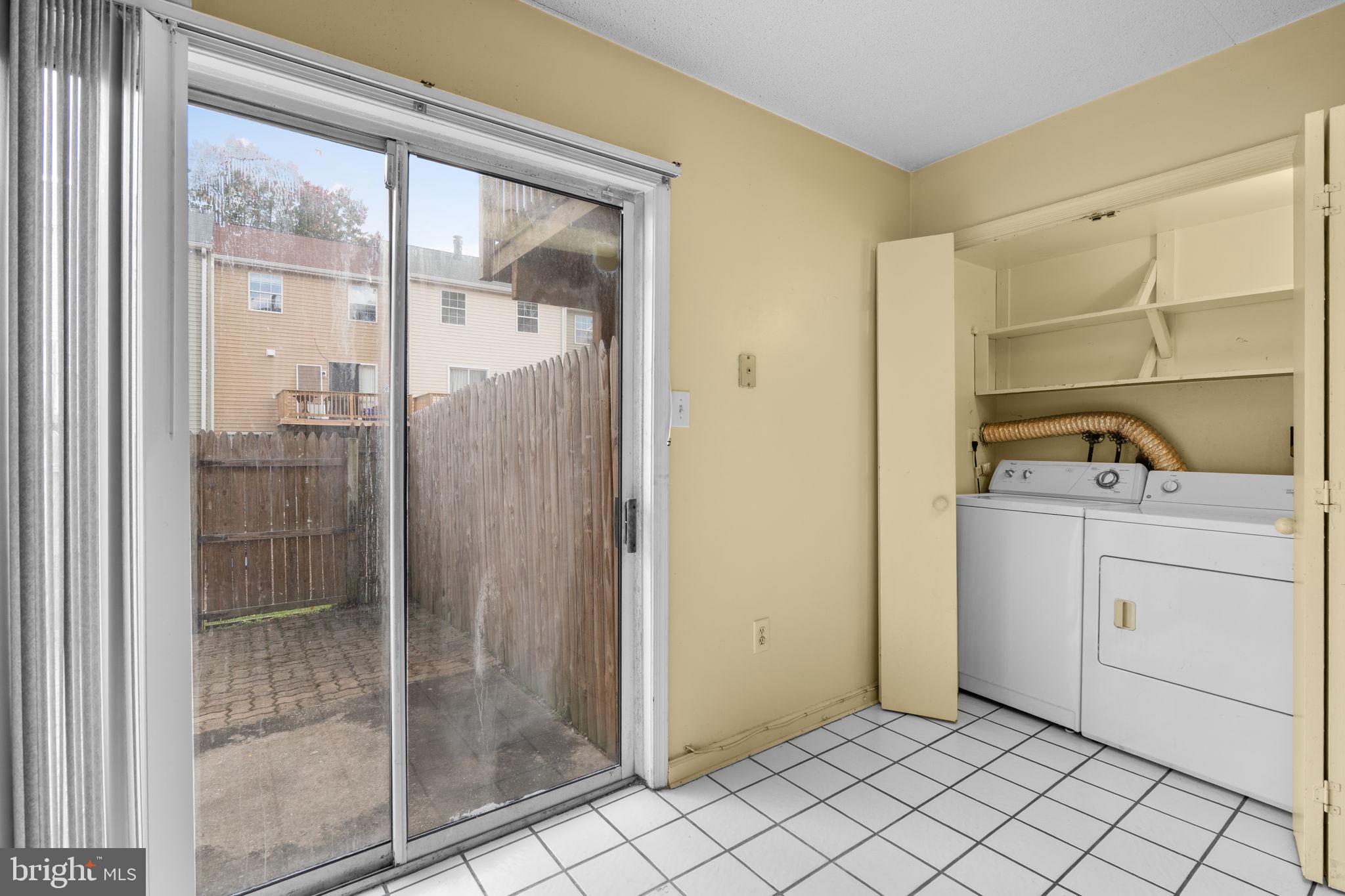 ARBORY CONDO PHASE SIX-R - Residential