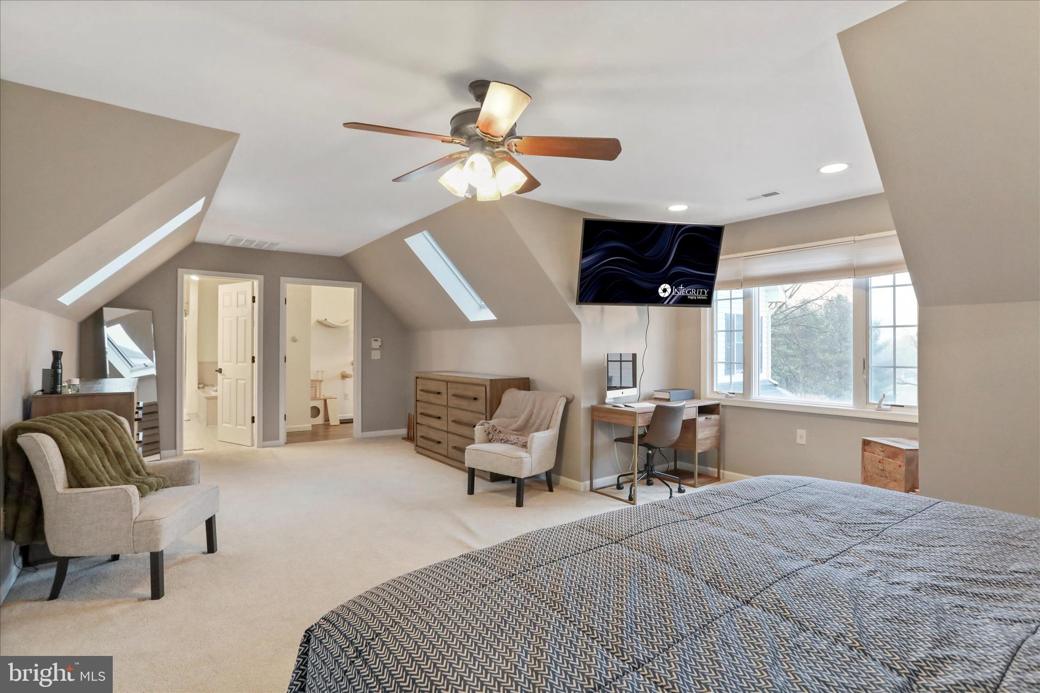 VAN LEAR MANOR - Residential