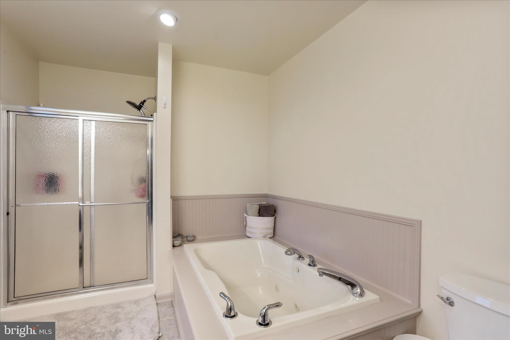 VAN LEAR MANOR - Residential