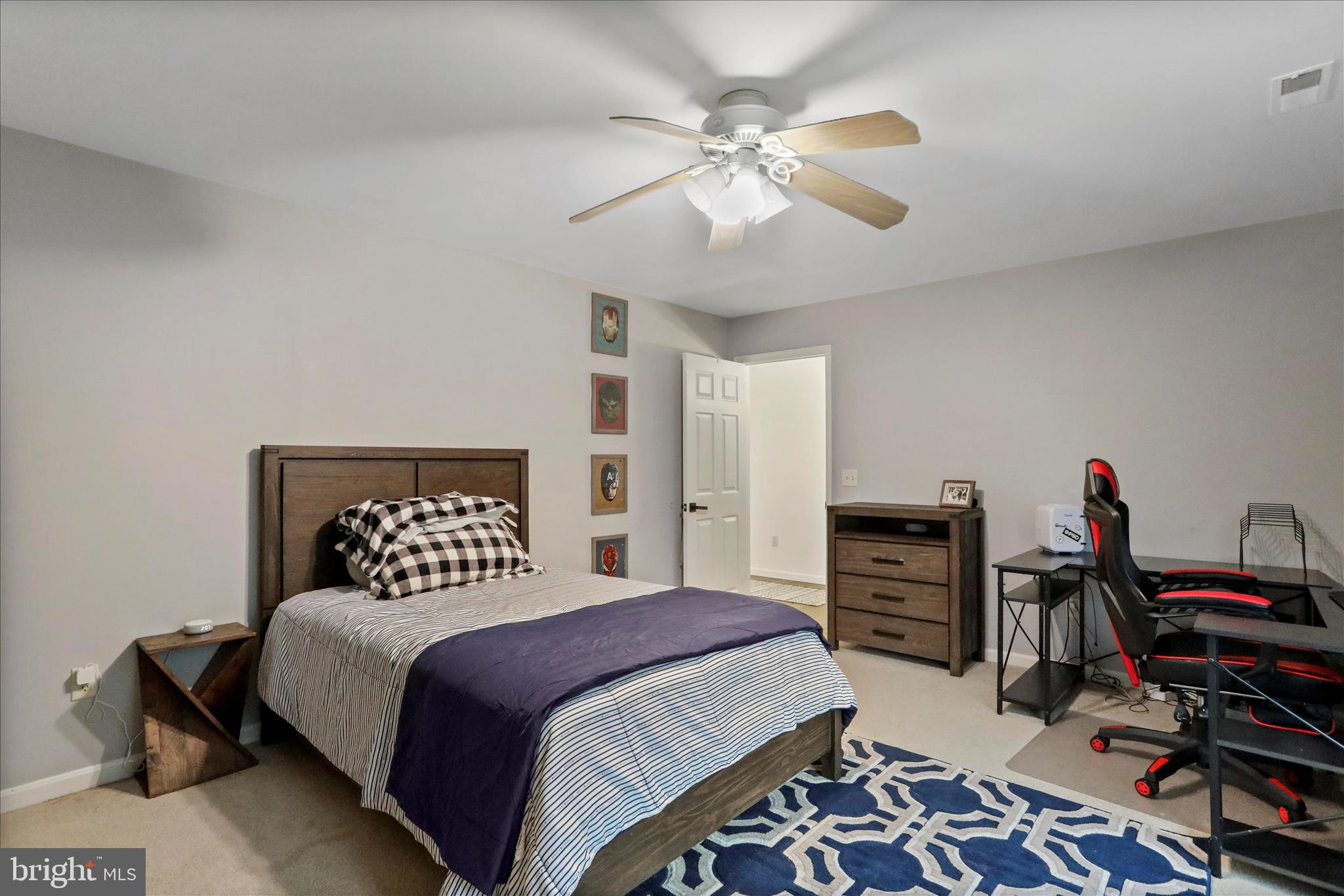 VAN LEAR MANOR - Residential