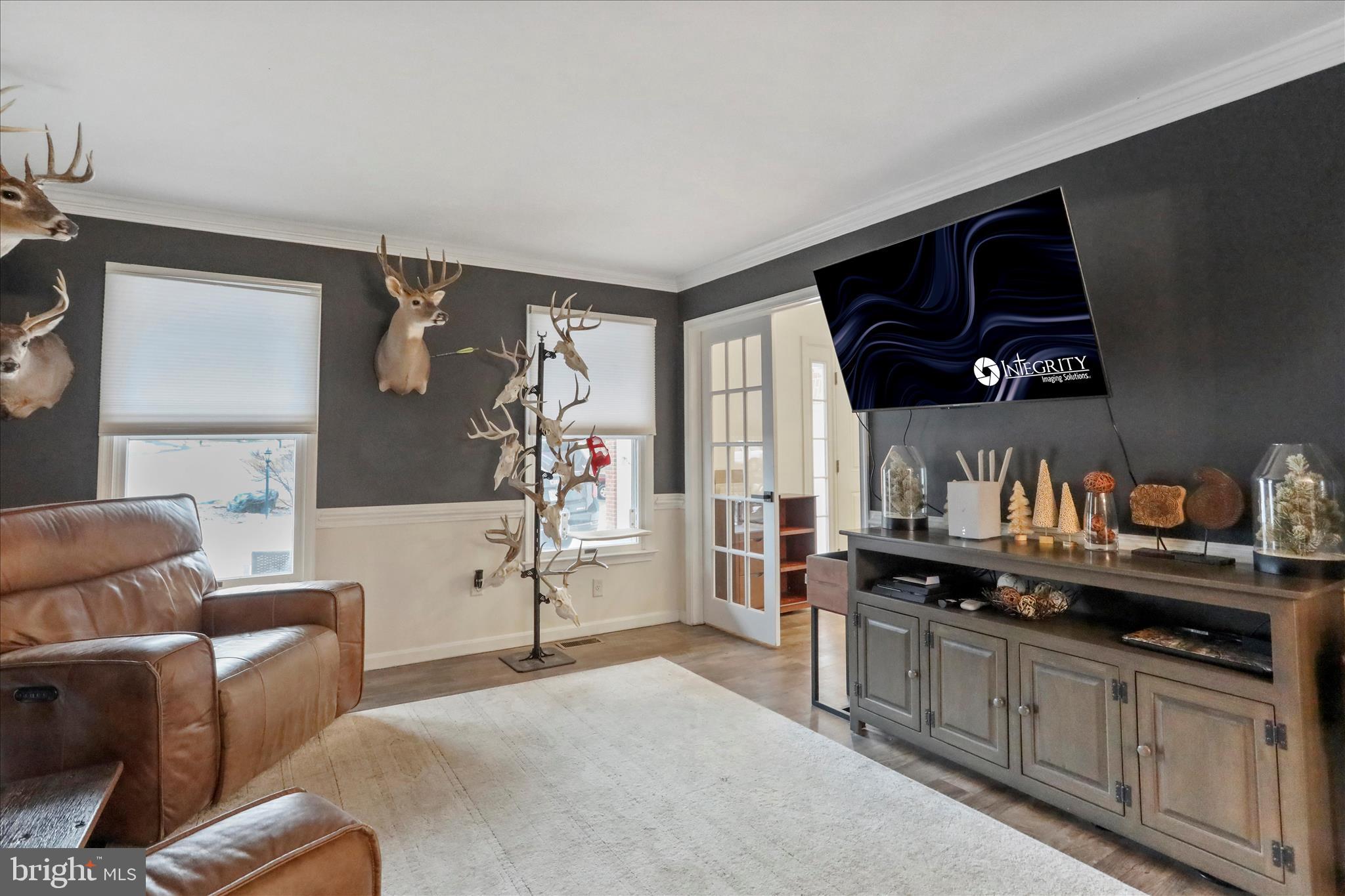 VAN LEAR MANOR - Residential