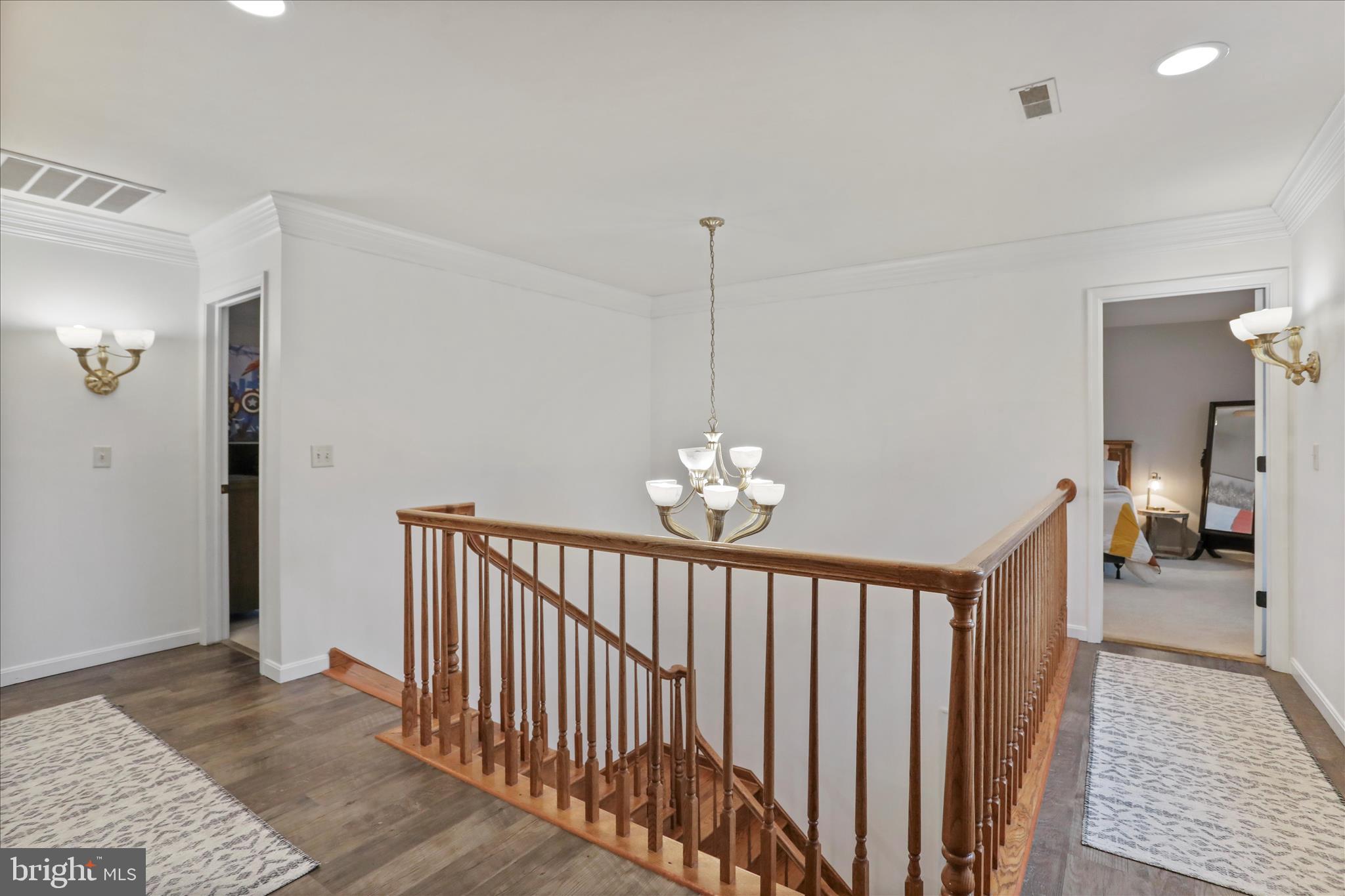 VAN LEAR MANOR - Residential