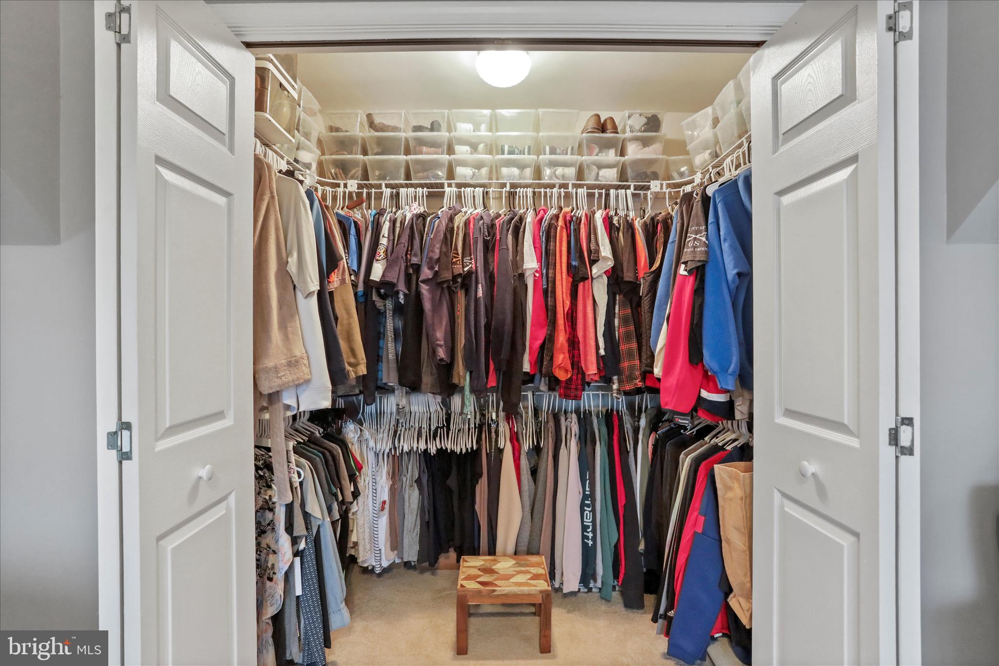 VAN LEAR MANOR - Residential