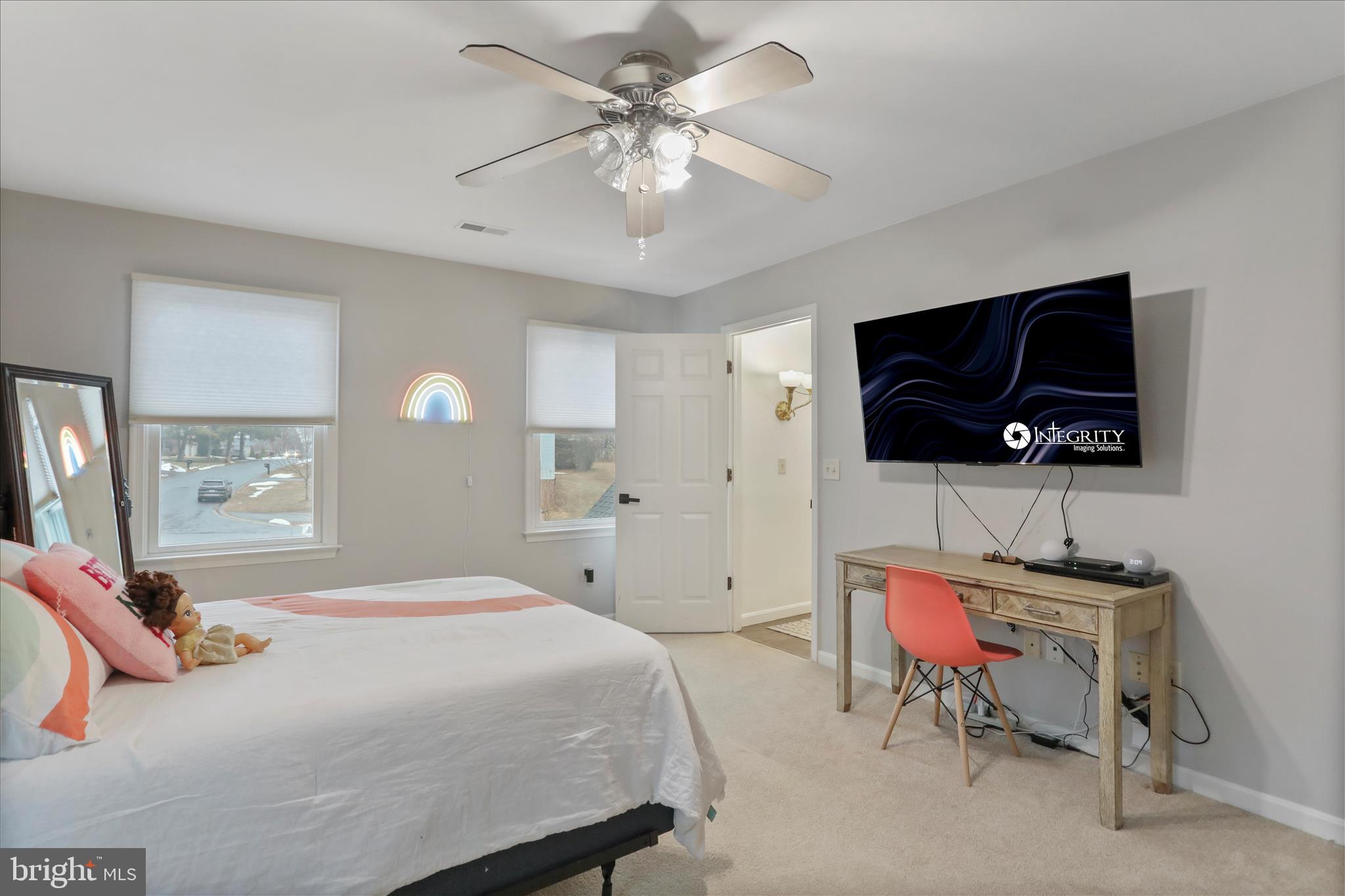 VAN LEAR MANOR - Residential