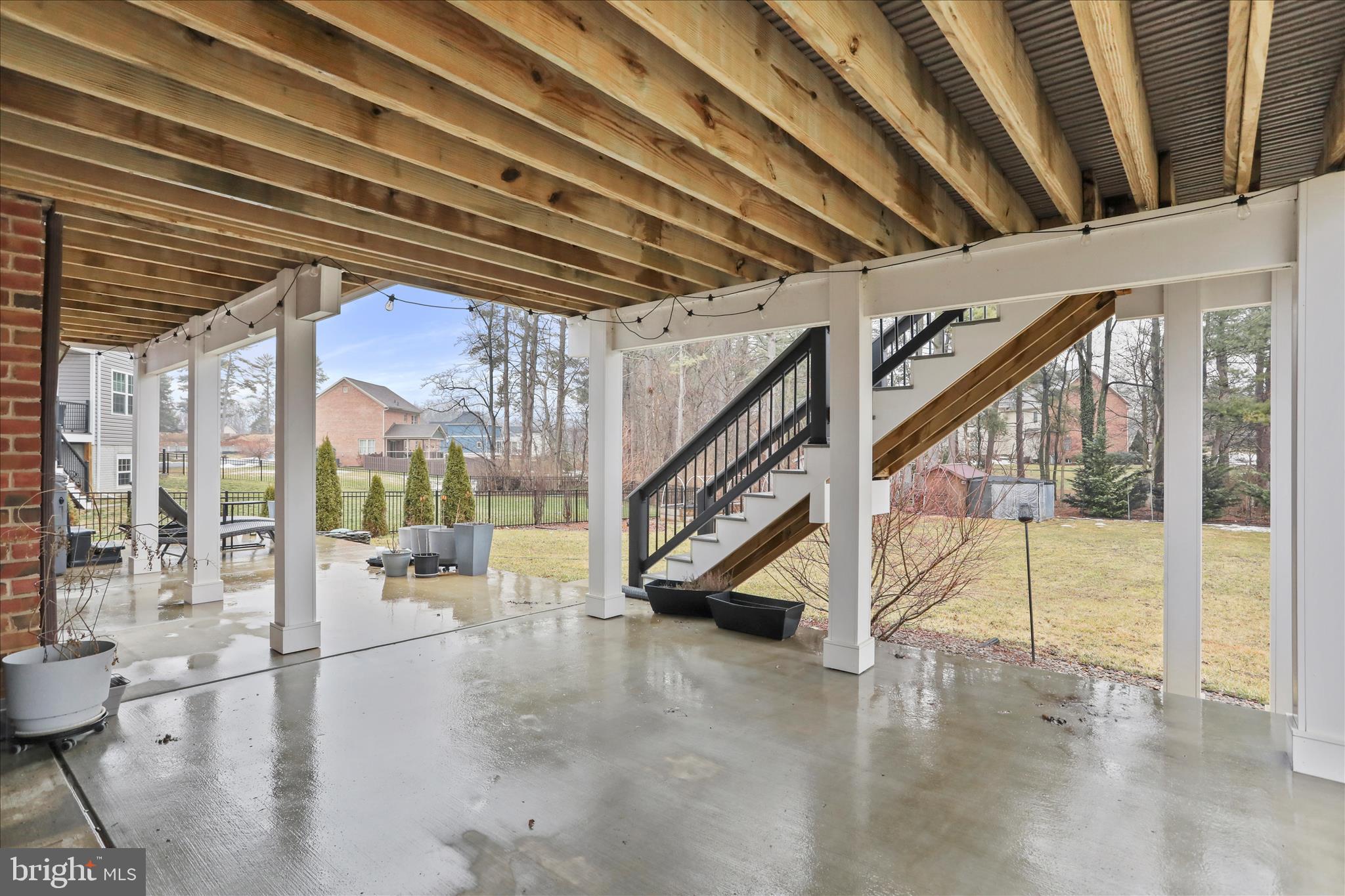 VAN LEAR MANOR - Residential