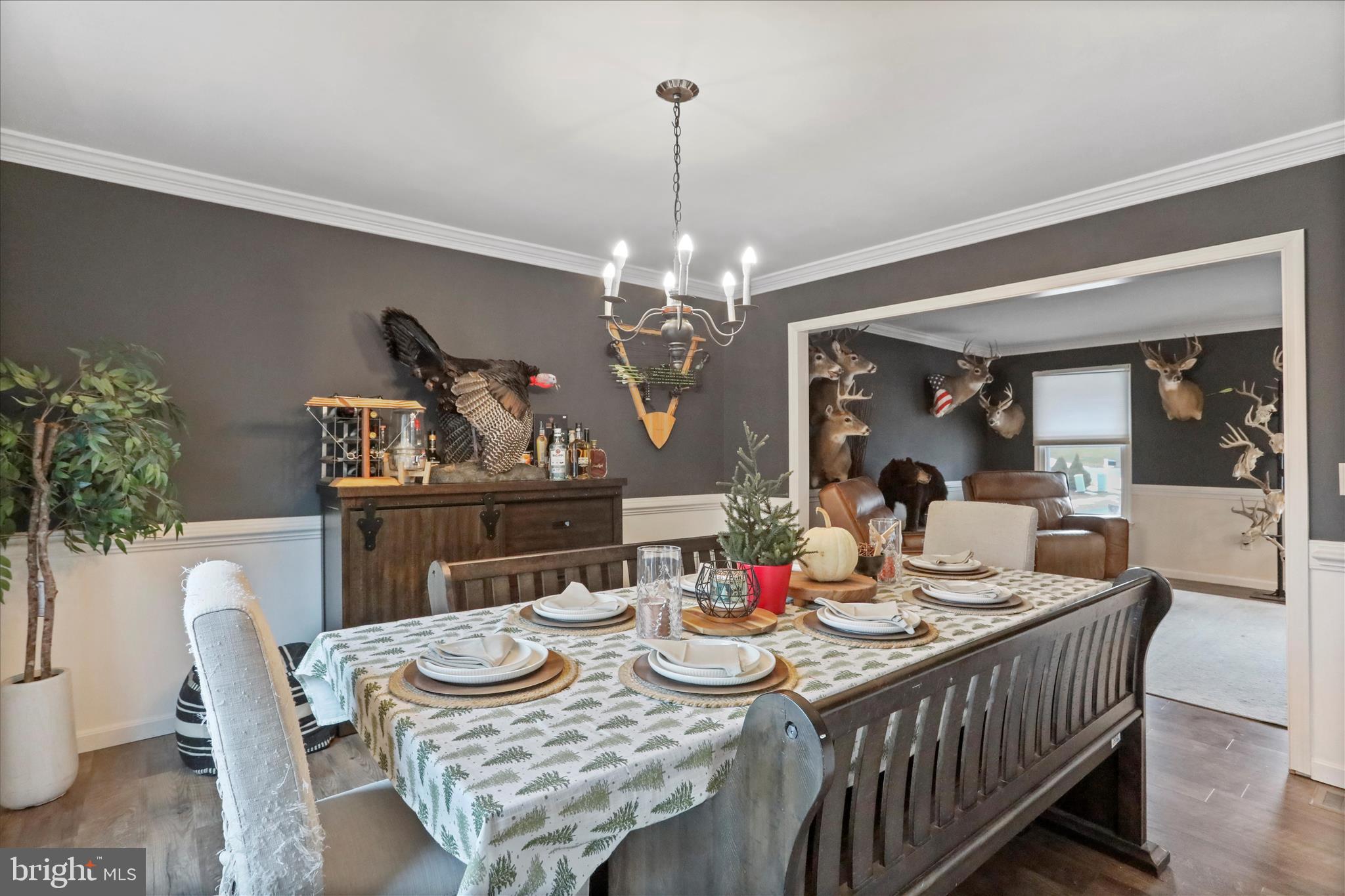 VAN LEAR MANOR - Residential