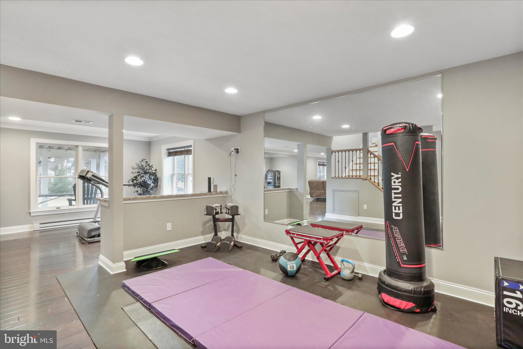 VAN LEAR MANOR - Residential