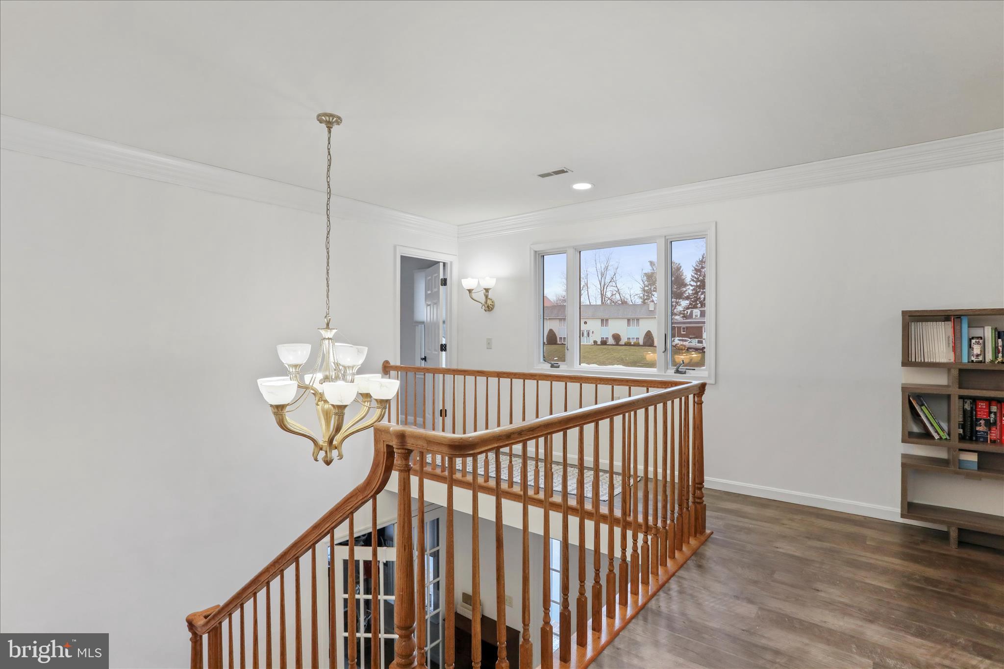 VAN LEAR MANOR - Residential