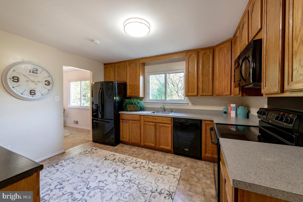 WAKEFIELD CHAPEL WOODS - Residential Lease