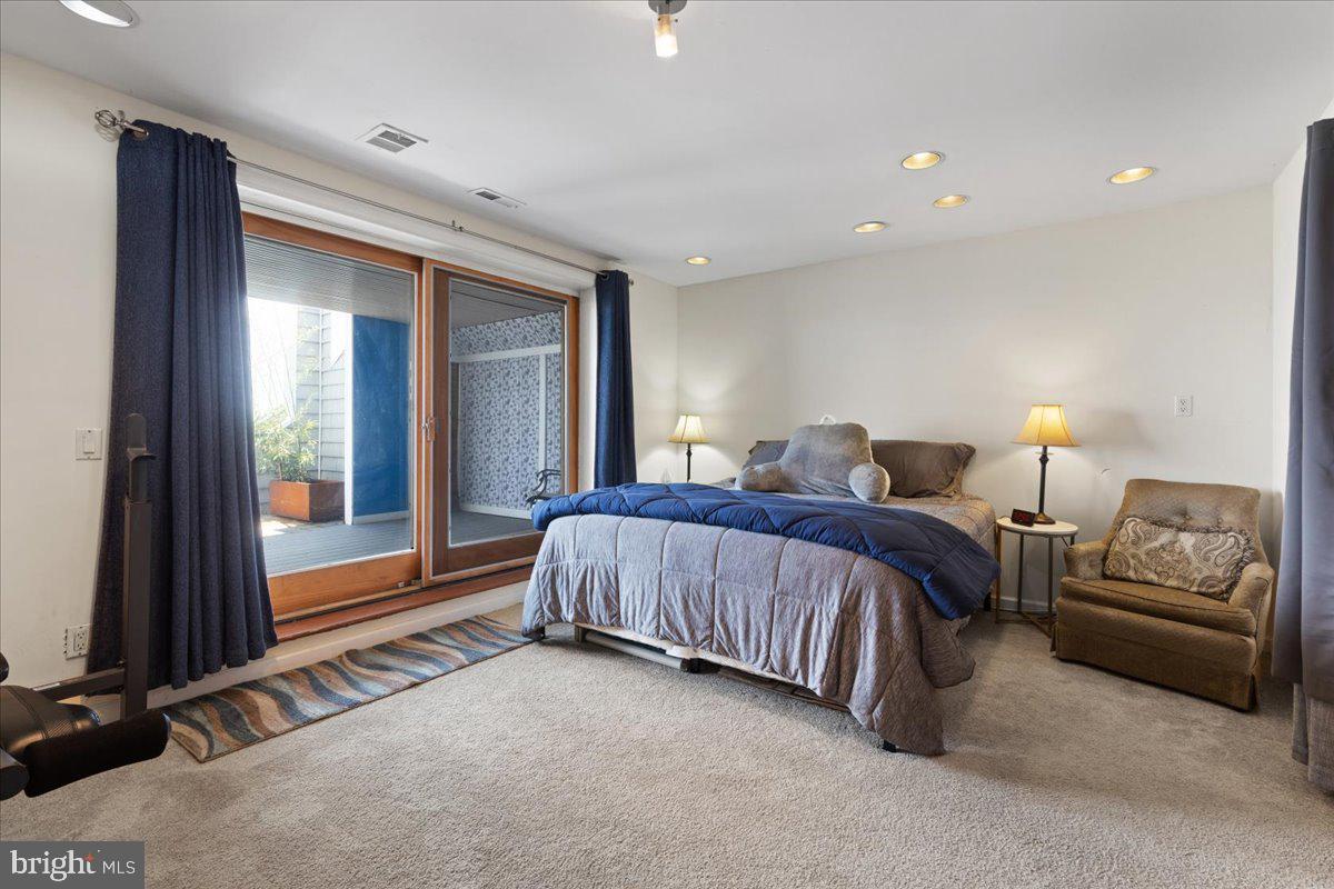 BAYCREST - Residential