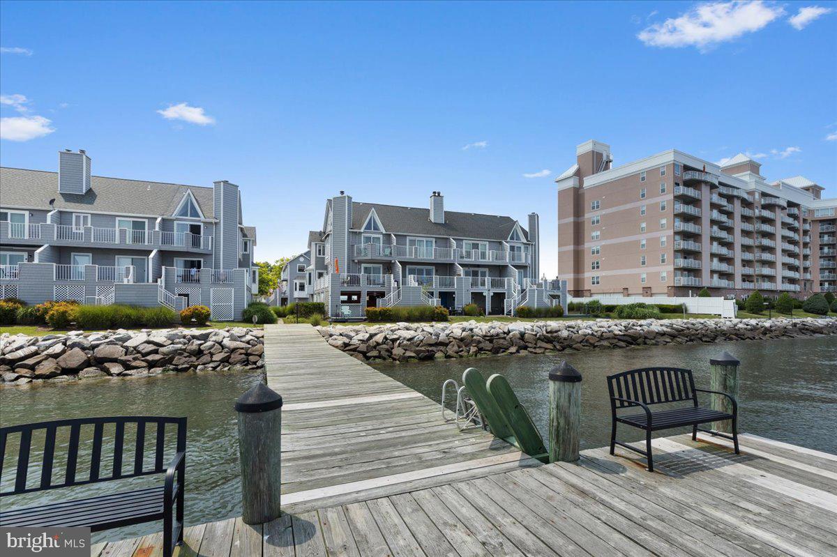 BAYCREST - Residential