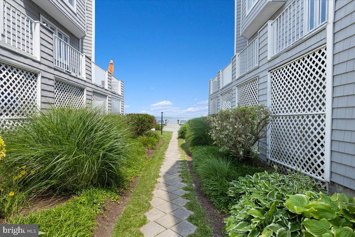 BAYCREST - Residential