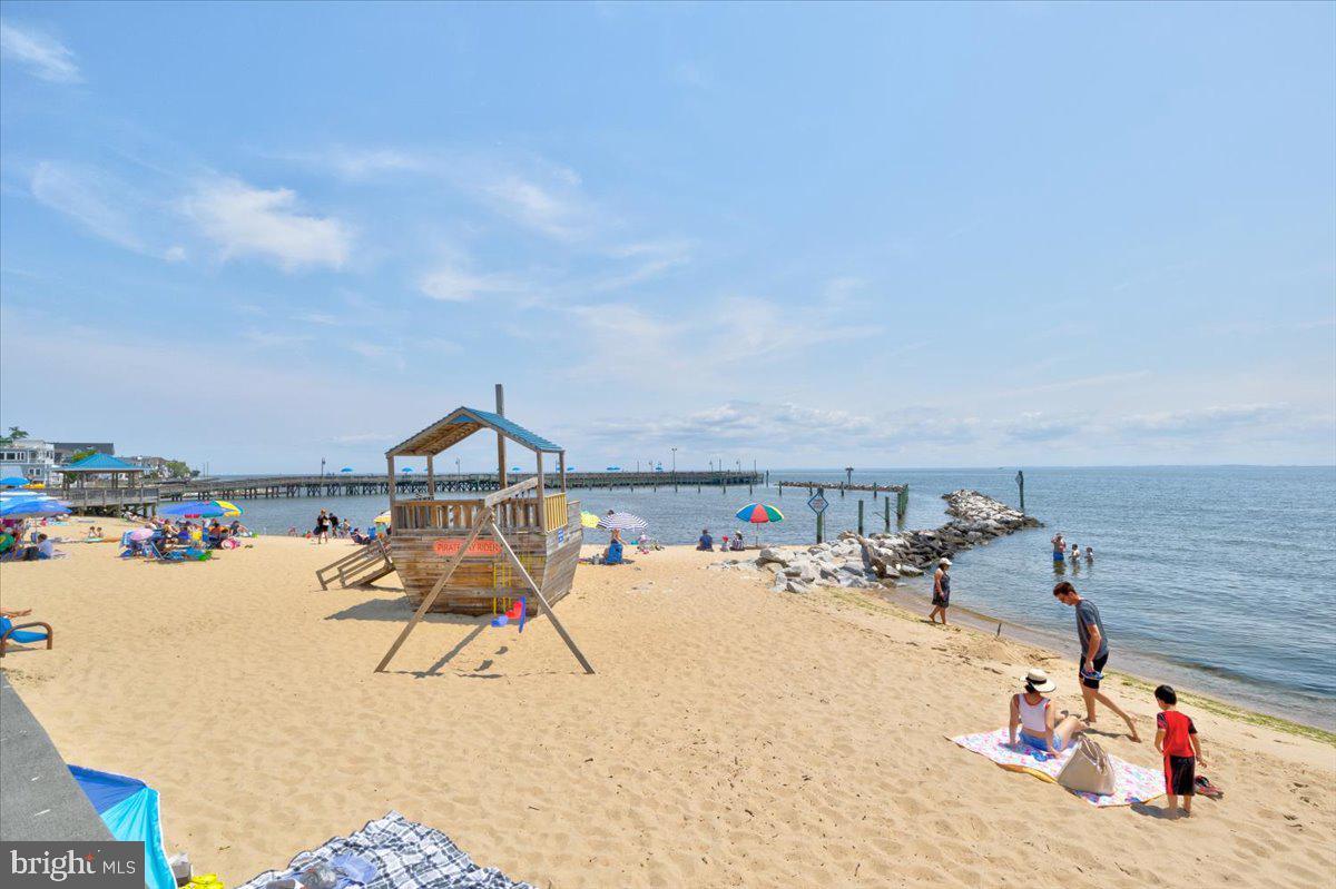 BAYCREST - Residential