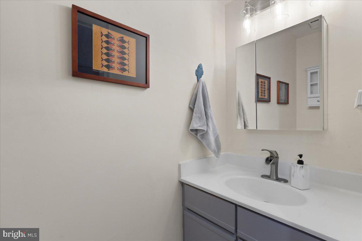 BAYCREST - Residential