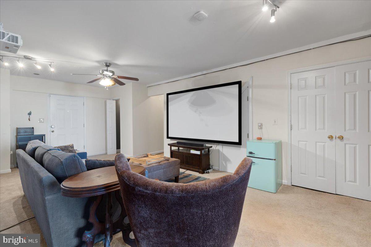 BAYCREST - Residential