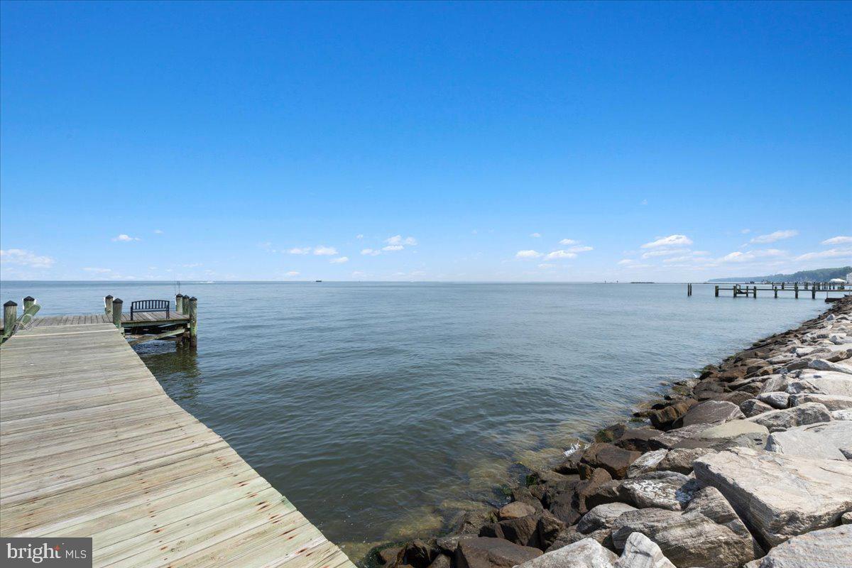 BAYCREST - Residential