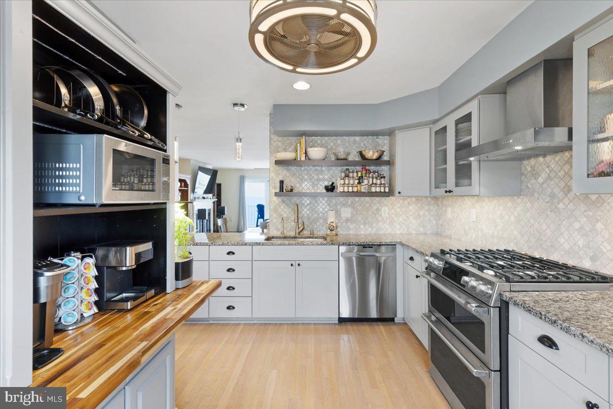 BAYCREST - Residential