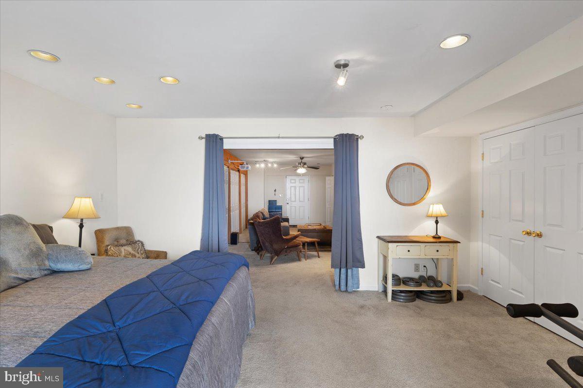 BAYCREST - Residential