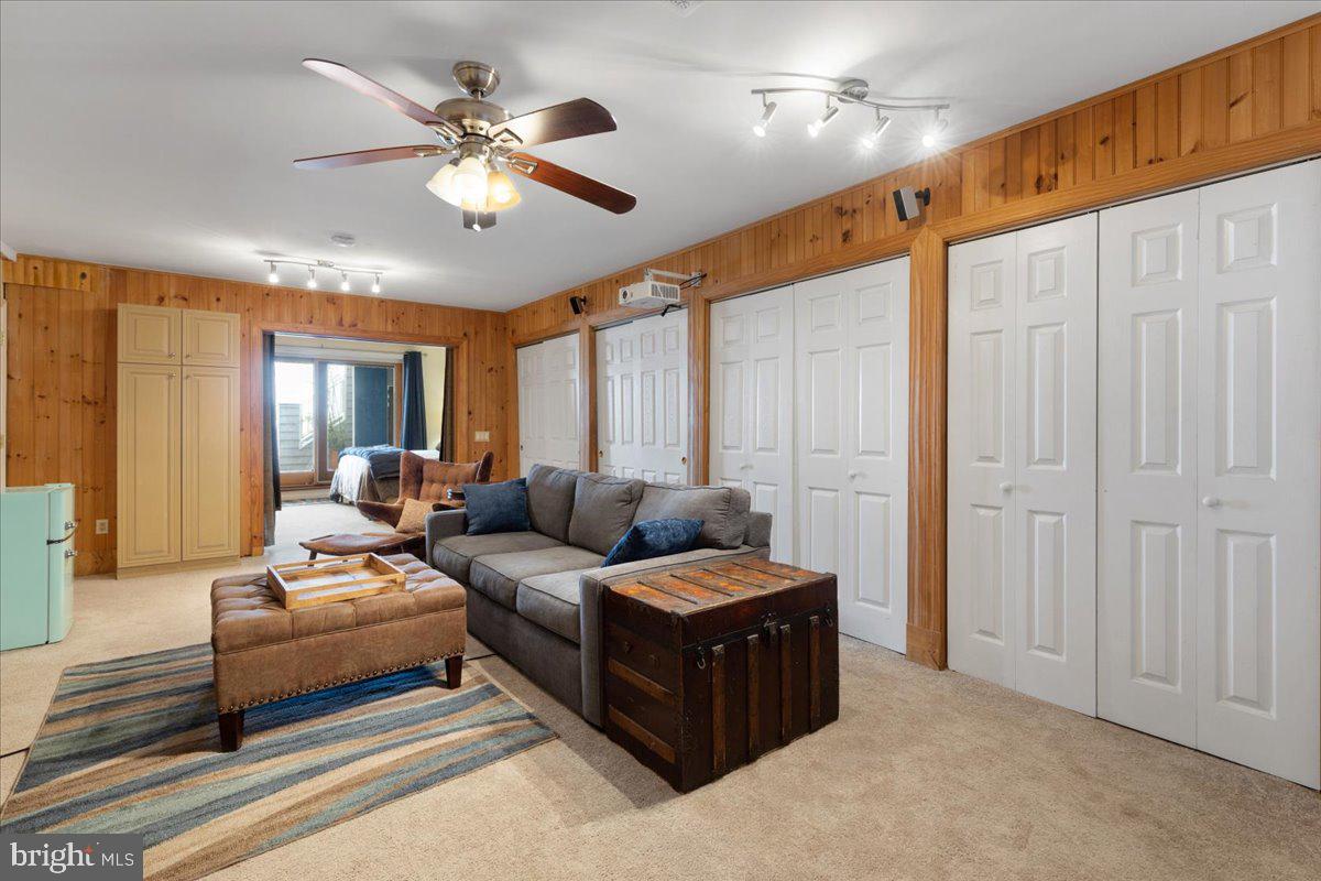 BAYCREST - Residential