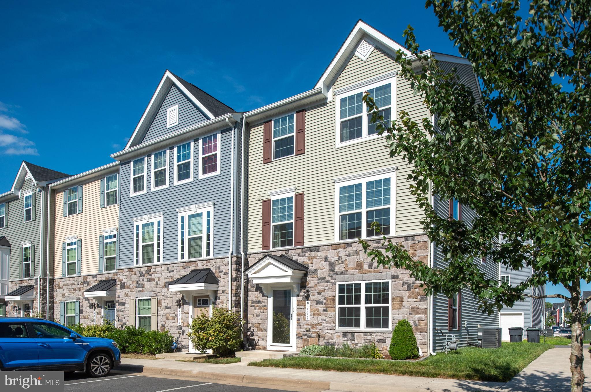 9711 CEDARMASS CIRCLE