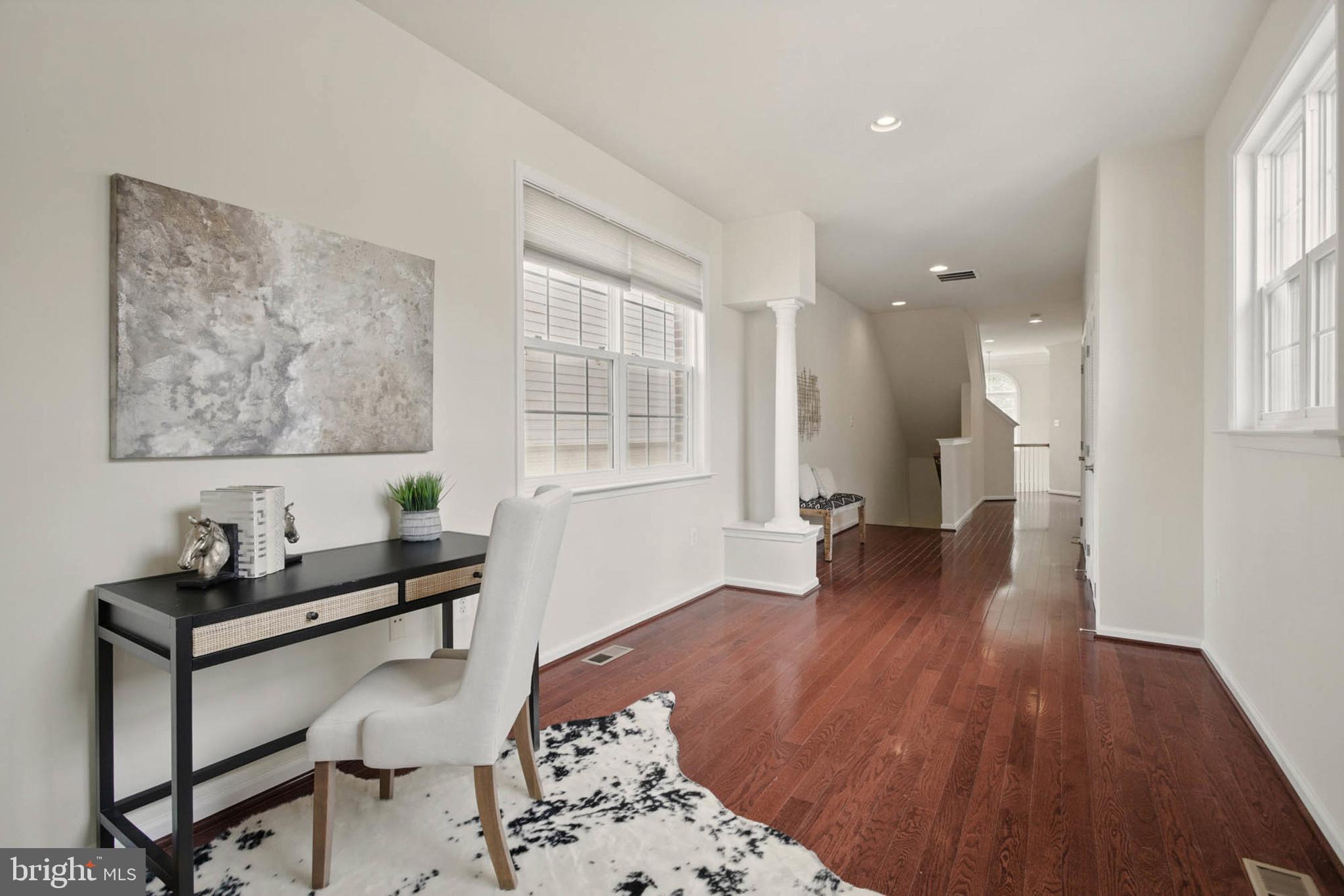 LANSDOWNE TOWN CENTER - Residential