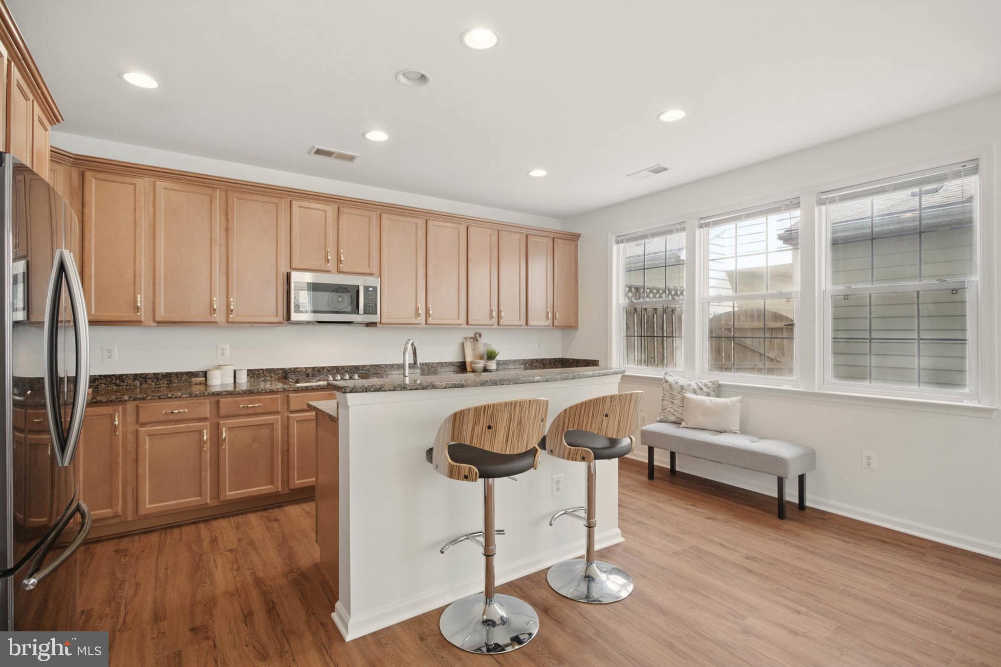 LANSDOWNE TOWN CENTER - Residential