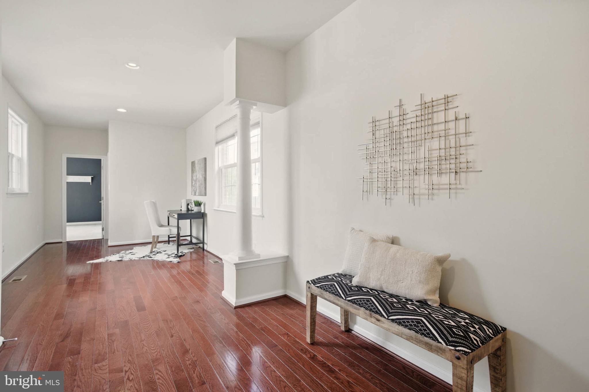 LANSDOWNE TOWN CENTER - Residential