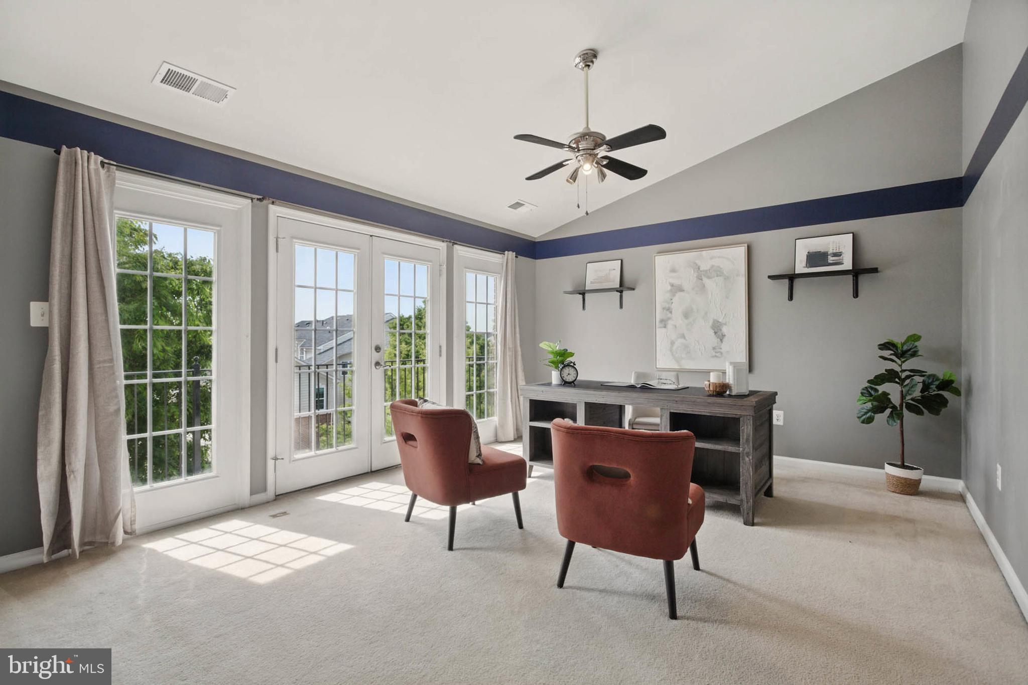 LANSDOWNE TOWN CENTER - Residential