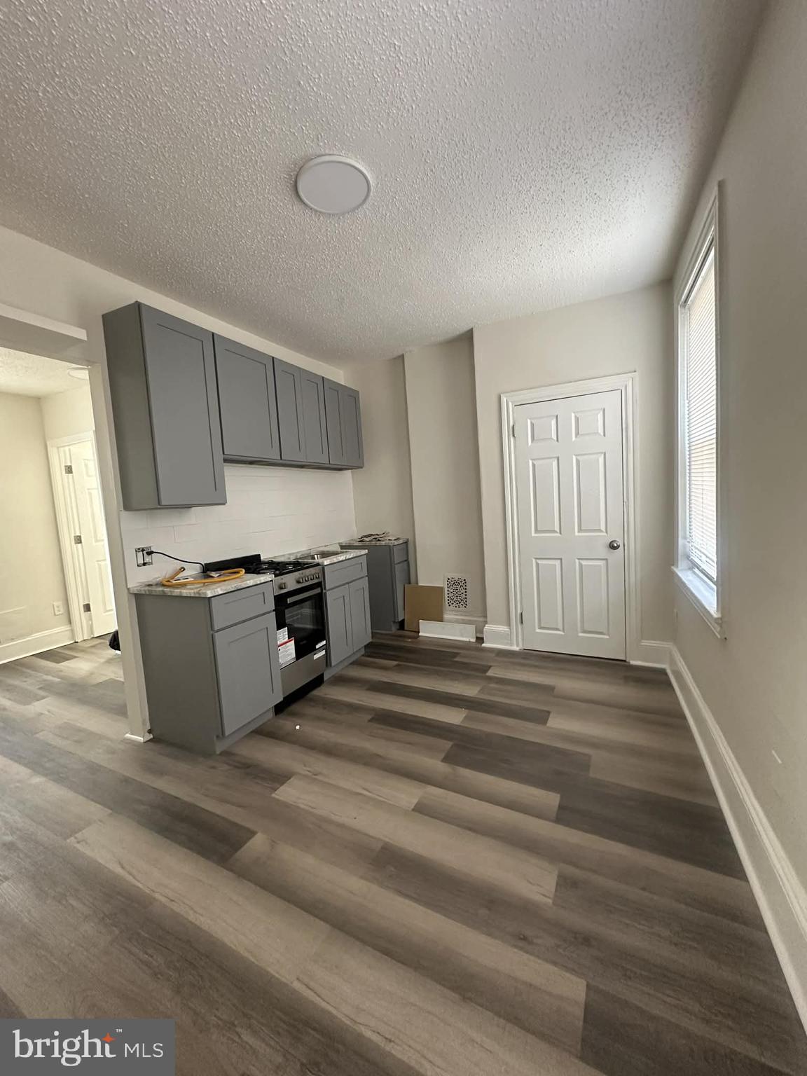 1532 S 2ND STREET 3F