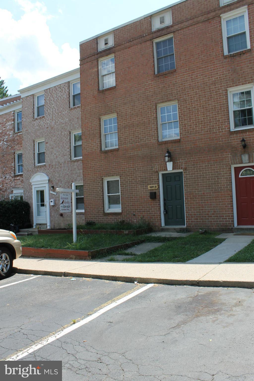 GEORGETOWN VILLAGE - Residential