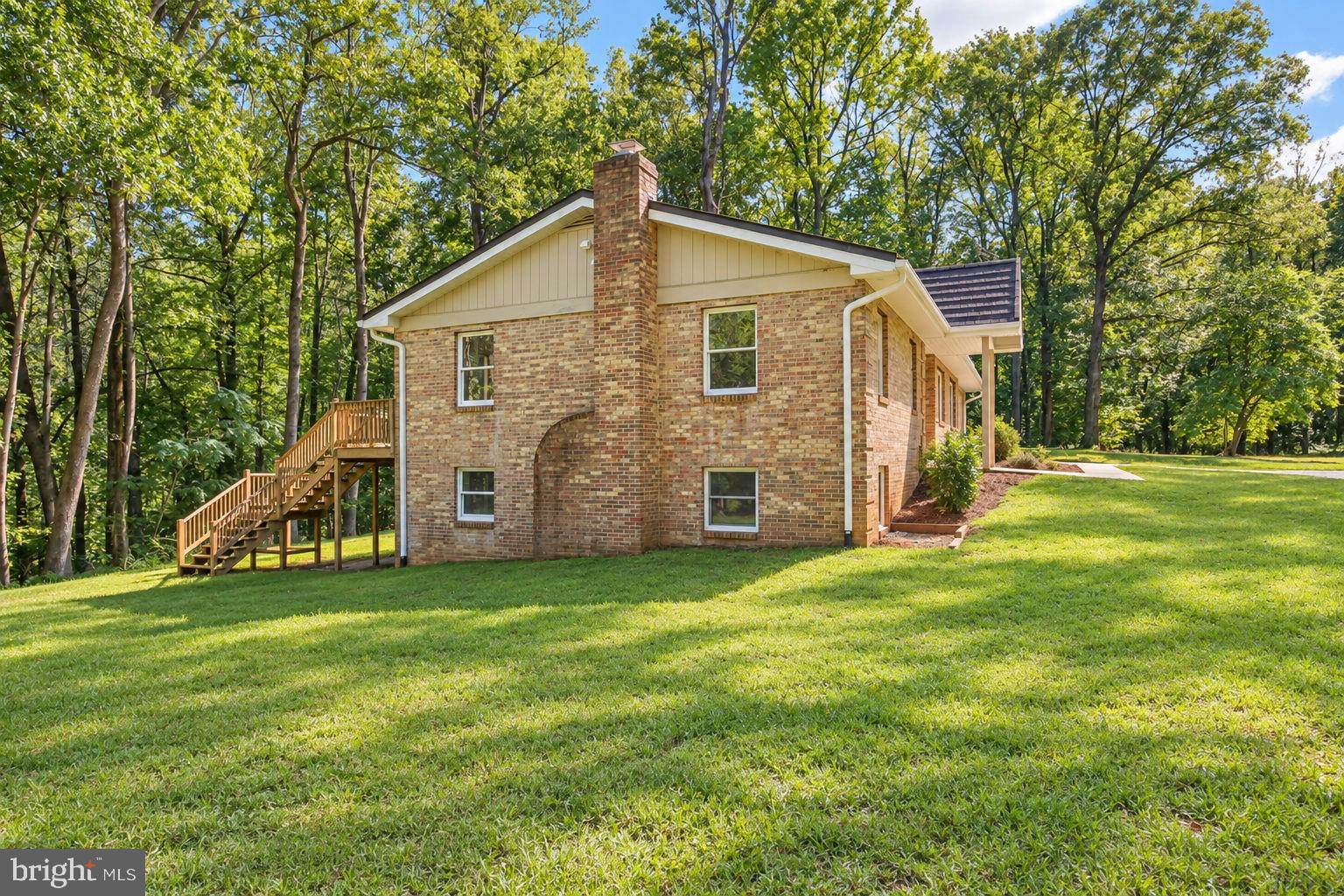 6065 EAGLES NEST LANE