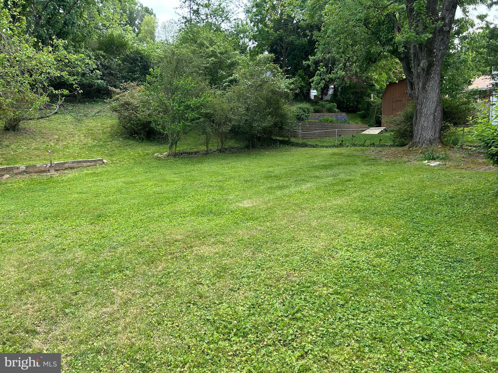 12115 HUNTERS LANE
